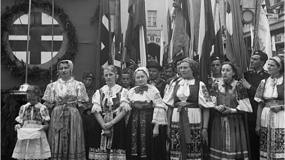 Výstavu SNG z obdobia vojnovej Slovenskej republiky ukončia kurátorky a koncert 