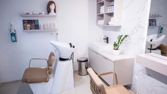 Onkologický ústav otvoril bezplatné kaderníctvo pre pacientov