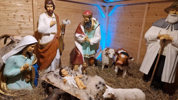 Miliardy kresťanov začínajú v stredu sláviť Vianoce