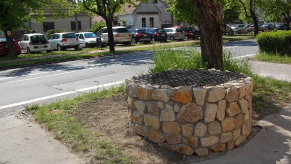 Vajnory na Roľníckej a Baničovej rekonštruujú studne