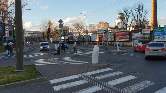 V nedeľu sa na parkovisku pri trhovisku Miletička bude konať burza starožitností