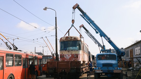 FOTO: V Dopravnom podniku Bratislava sa bude opravovať historická tatranská električka