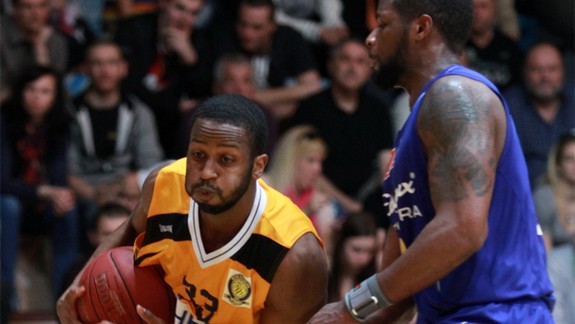 Basketbalisti Interu zdolali Nitru a vyrovnali sériu na 1:1