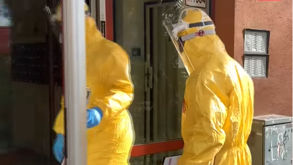 VIDEO Takto prebieha výjazd pri odbere vzoriek s podozrením na koronavírus