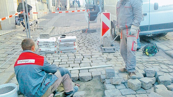 Dlažba potrebuje ustavičnú údržbu