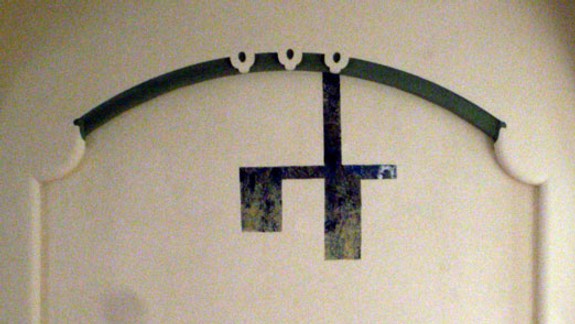 V telocvični majú historickú vzácnu maľbu