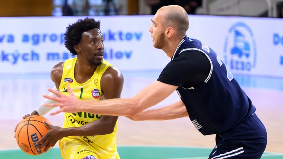Basketbal: Levice získali prvý finálový bod, Slovan zdolali doma 85:72