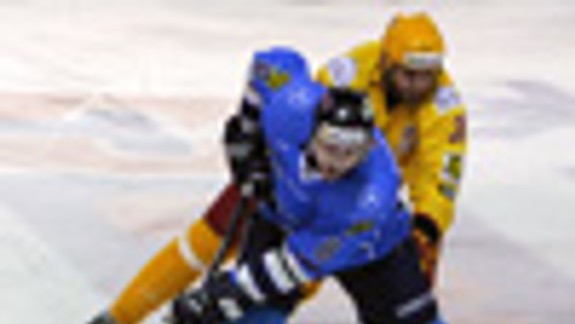 Hokejisti Slovana na domácom ľade zdolali Trenčín