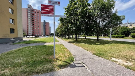 Bude bezpečnejší: V P. Biskupiciach plánujú modernizovať chodník na Ipeľskej