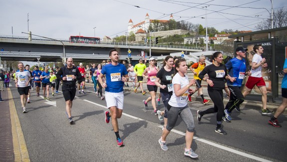 Hromadné podujatia možno zorganizovať, ak sa všetci účastníci otestujú