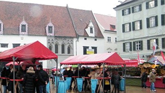 Vysoké nájomné znižuje kvalitu vianočných trhov