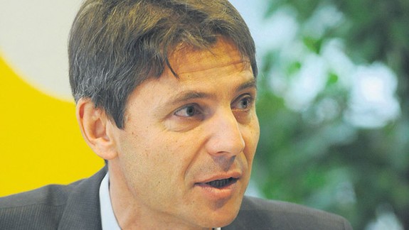 Nesrovnal vyzval primátora Ftáčnika, aby zastavil megakasíno