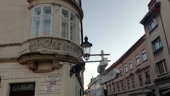 FOTO: Zbabraná orientačná tabuľa sa konečne dočká výmeny