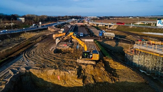 Doprava: Diaľnicu D1 v smere do Bratislavy popoludní otvorili