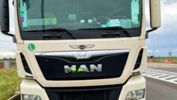 Hrozné: Vodič kamióna šoféroval po diaľnici s vyše dvomi promile