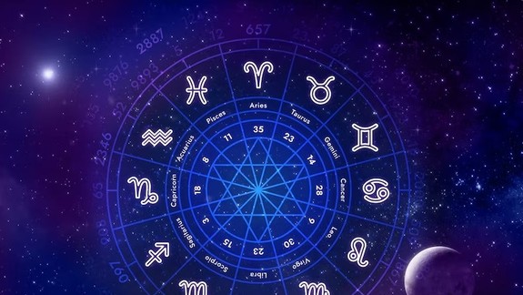 Veríte horoskopom? Vychádza nová kniha na rok 2024, mal by byť pokojný