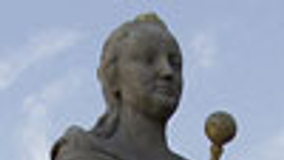 Mária Terézia nemá na hlave korunu