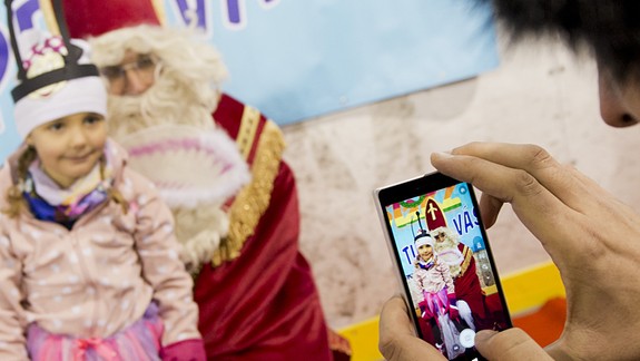 Mikuláš zavíta aj na Petržalské vianočné trhy