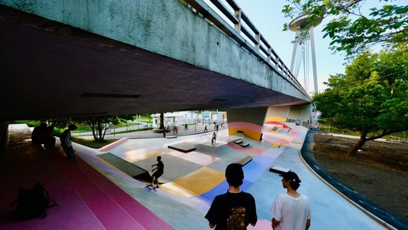 FOTO Podmostie ožilo: Pri Sade Janka Kráľa otvorili jeden z najväčších skateparkov na Slovensku