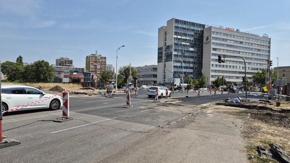 Polícia upozorňuje na víkendové dopravné obmedzenia na Jarošovej