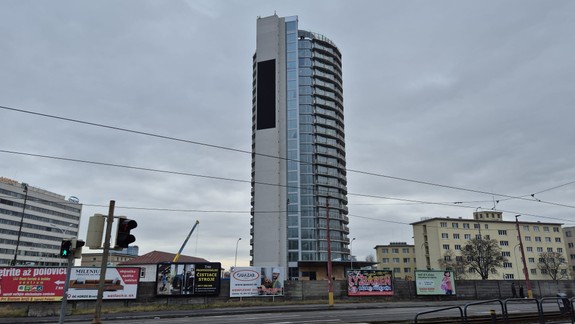 Podľa Grendela dostalo Ministerstvo obrany SR v súvislosti s rekonštrukciou Kukurice pokutu 100-tisíc