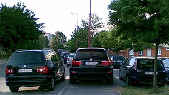 V súťaži na parkovanie Petržalka nechcela špekulantov
