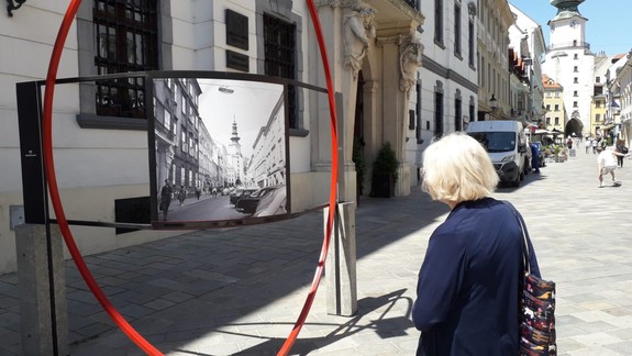 VIDEO Originálny nápad: Čiernobiela Bratislava je poctou fotografovi Antonovi Šmotlákovi