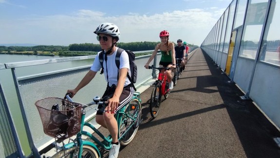 Chystáte sa na cyklovýlet? V BSK je 1148 kilometrov cykloturistických trás, stačí si vybrať