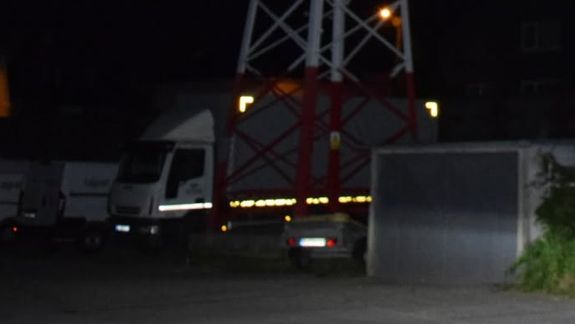 Nešťastný prípad v Ružinove: Chlapec vyliezol na stožiar, zasiahol ho elektrický prúd