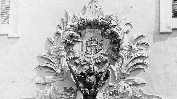 Pamiatky na monarchiu sa zničili