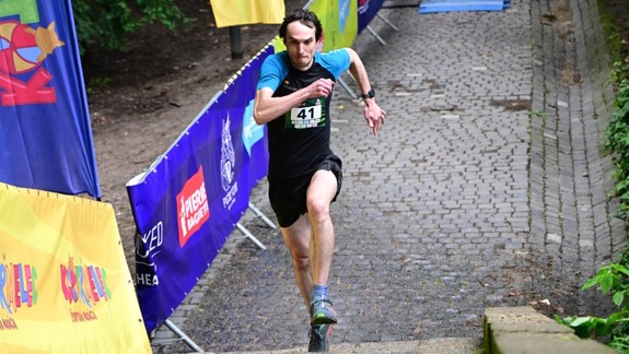 Vybehnúť čo najrýchlejšie po 242 schodoch: Bratislava má za sebou prvý ročník nového podujatia