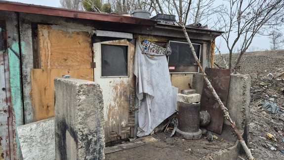 Poznáte túto lokalitu v Bratislave? Neuveriteľné množstvo špiny a miesta, z ktorých ide strach