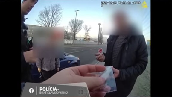 VIDEO: Pozrite si, ako vyzerá kontrola namol opitého vodiča