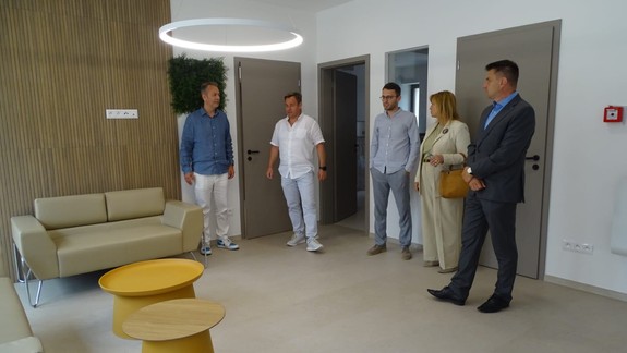 V Karlovej Vsi otvorili prvé zariadenie pre seniorov