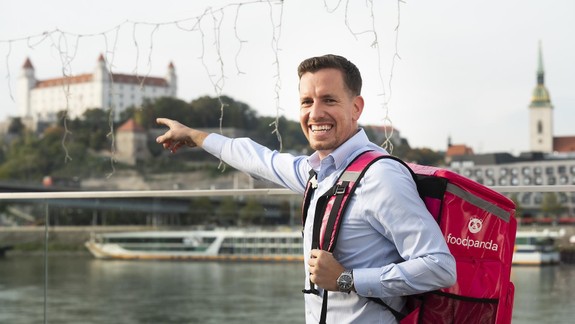 Najrýchlejšia donáška jedla v Bratislave. Ktorá to je?