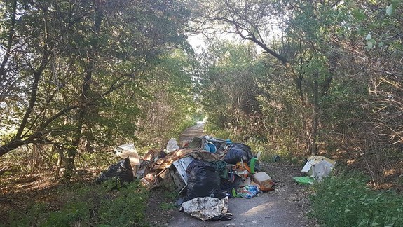 V Rači tento rok vyčistili 108 lokalít od čiernych skládok - koľko ton odpadu sa vyvozilo?