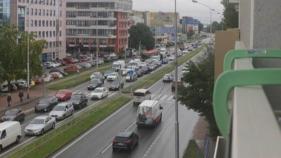 FOTO a VIDEO: Protestujúci zablokovali Panónsku cestu v Petržalke