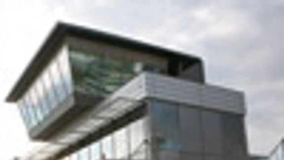 Na letisku otvorili nové odletové mosty