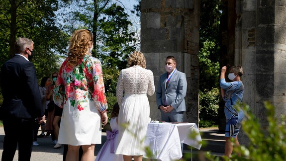 Petržalka obnovuje poplatok za sobáše mimo oficiálnych siení