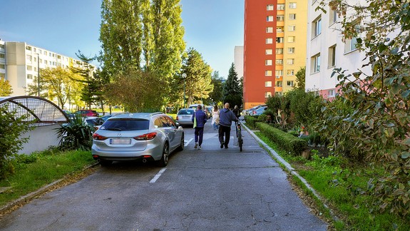 Parkovanie: PAAS v Hájoch 2, 3 už mal byť realitou. Prečo nie je?