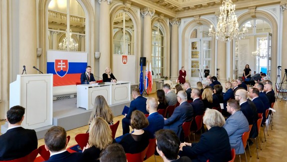 Prokurátor generálnej prokuratúry upozornil na porušenie zákona pri prijatí VZN o dani