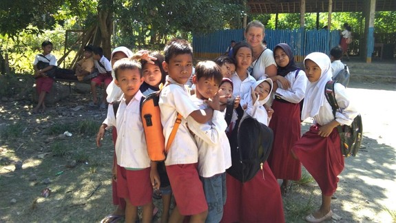 ROZHOVOR. Dobrovoľníčka Jana v Indonézii: Najviac ma prekvapili tamojšie svadby a prístup k mŕtvym