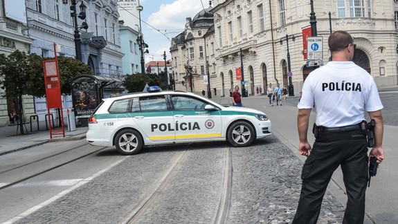 FOTO a VIDEO: Bratislavskí PMJ-čkári fungujú už 40 rokov - pozrite sa ako vyzerali pred rokom 1989