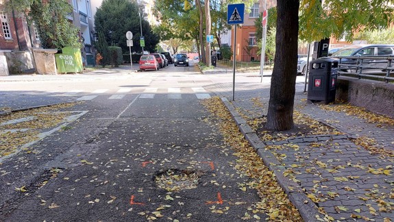 Staré Mesto zdokumentovalo stav všetkých 270 ulíc, chce ich postupne opraviť