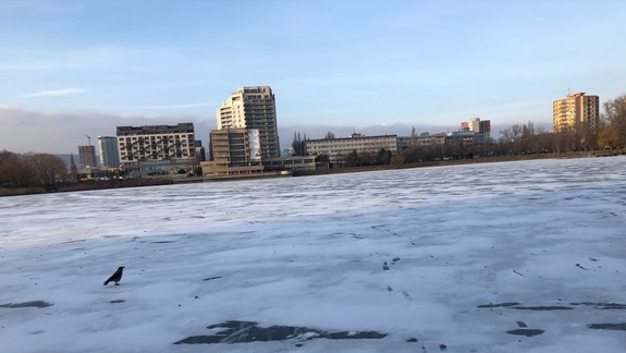 Radíme: Na zamrznuté jazero treba ísť vždy minimálne vo dvojici