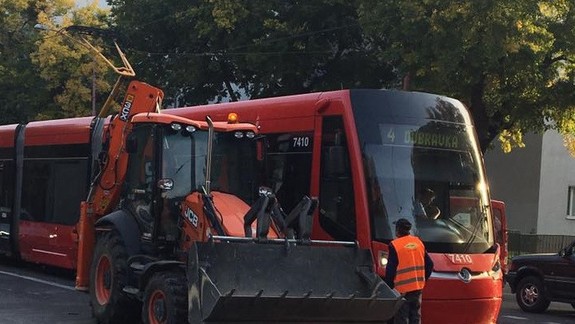 VIDEO: Vajnorská bola dnes ráno zablokovaná v oboch smeroch - čo sa tam udialo?