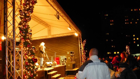 V piatok otvárajú Petržalské  vianočné trhy. Návštevníkov na nich čakajú špeciálne víkendy