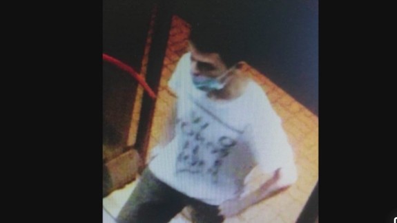 VIDEO Nepoznáte ho? Hľadajú ho v súvislosti so zločinom sexuálneho násilia