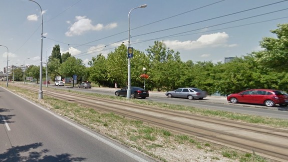 Vážna dopravná nehoda: V Ružinove usmrtila električka 36-ročného muža