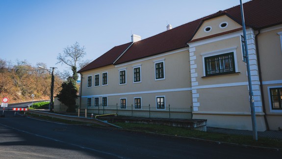 Zrekonštruovaný úsek cesty známej ako Modranský kopec otvoria 10. novembra